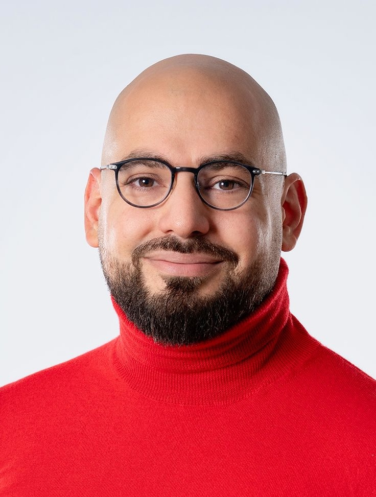 Volkan mit einem Lächeln